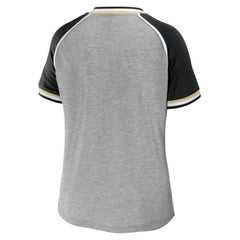 WEAR by Erin Andrews Women's Cropped Raglan Throwback V-Neck T-Shirt - New Orleans Saints