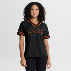MLB San Francisco Giants Fanatics Women's Diva Race Ahead Raglan V-Neck T-Shirt