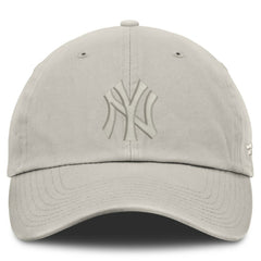 MLB New York Yankees Fanatics Tinge Adjustable Hat