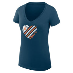 MLB Detroit Tigers G-III 4Her by Carl Banks Women's Super-Slim Fit Lightweight Heart V-Neck T-Shirt