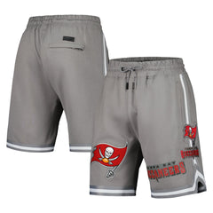 Pro Standard Classic Chenille Shorts - Tampa Bay Buccaneers