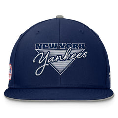 MLB New York Yankees Fanatics Fundamental Tri-Script Fitted Hat