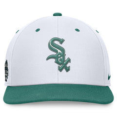 MLB Chicago White Sox Nike Bicoastal Two-Tone Pro Performance Snapback Hat