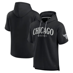 NBA Chicago Bulls Elements Ready Short Sleeve Pullover Hoodie
