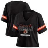 WEAR by Erin Andrews Women's Color Block Boxy Modest Crop V-Neck T-Shirt - Cincinnati Bengals