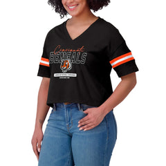 WEAR by Erin Andrews Women's Color Block Boxy Modest Crop V-Neck T-Shirt - Cincinnati Bengals