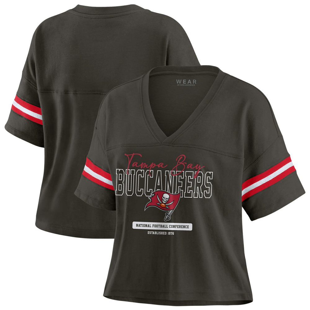 WEAR by Erin Andrews Women's Color Block Boxy Modest Crop V-Neck T-Shirt - Tampa Bay Buccaneers
