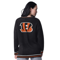 Starter Women's Oversized On the Ball Intarsia Knit Pullover Sweater - Cincinnati Bengals