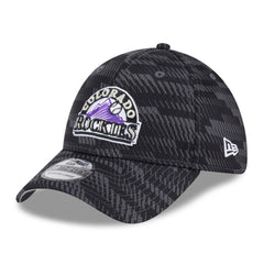 MLB Colorado Rockies New Era 2025 MLB Clubhouse 39THIRTY Flex Hat
