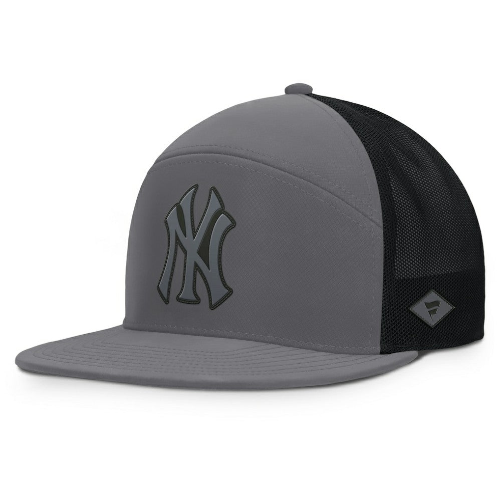 MLB New York Yankees Fanatics Fairweather Adjustable Hat
