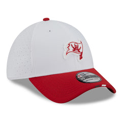2025 NFL Training Camp 39THIRTY Flex Hat - Tampa Bay Buccaneers