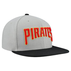 MLB Pittsburgh Pirates Mitchell & Ness Cooperstown Collection Basic Flip Snapback Hat