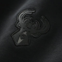 NBA Milwaukee Bucks Authentic Standard Issue Travel Dri-FIT Sweatshirt