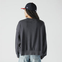 MLB Atlanta Braves New Era Women's Boxy Mineral Wash Dolmen Sleeve Cropped Sweatshirt