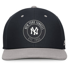 MLB New York Yankees Nike Cooperstown Collection Pro Dri-FIT Snapback Hat