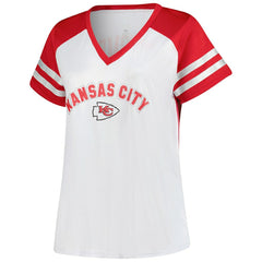 Patrick Mahomes Women's Plus Size Bling V-Neck T-Shirt - Kansas City Chiefs