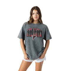 Gameday Couture Women's Peak Performance Oversized Snow Wash T-Shirt - Atlanta Falcons