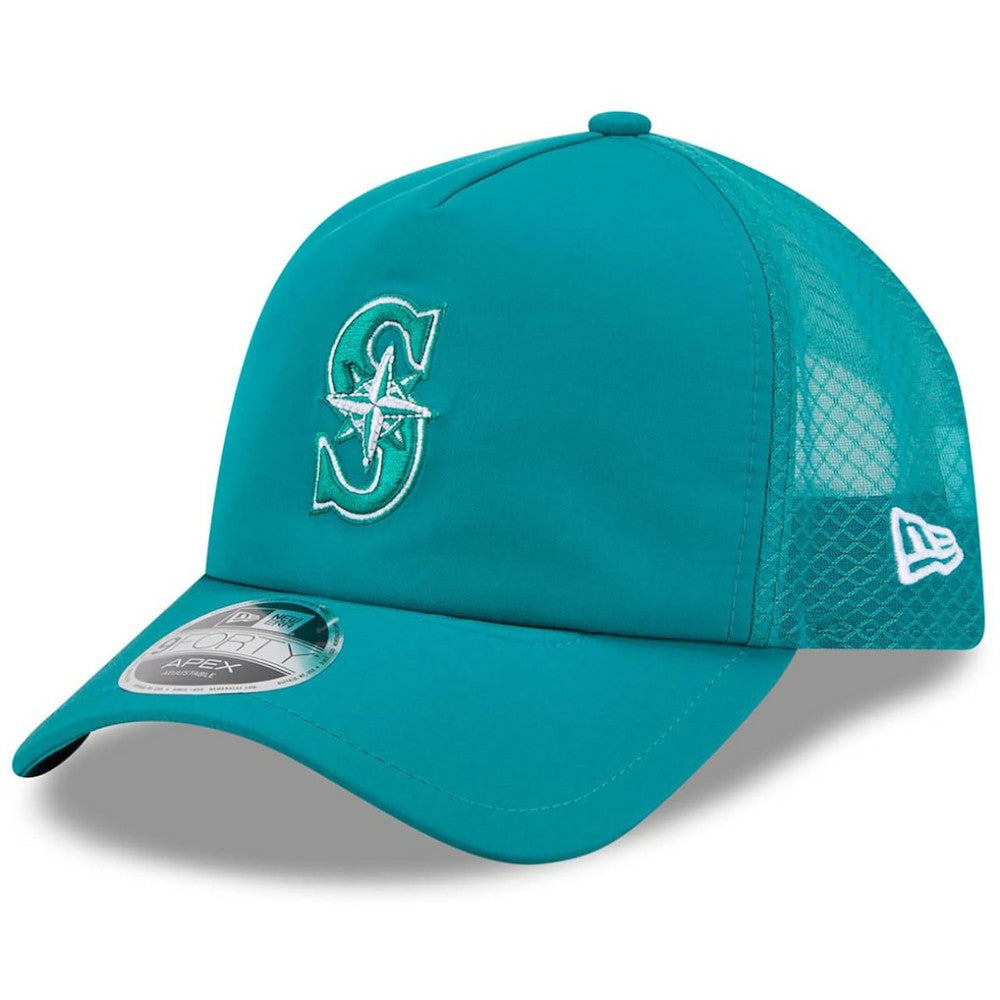 MLB Seattle Mariners New Era 2026 Batting Practice Apex 9FORTY Adjustable Trucker Hat