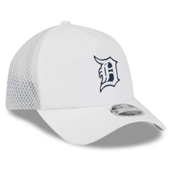 MLB Detroit Tigers New Era 2026 Batting Practice Apex 9FORTY Adjustable Trucker Hat