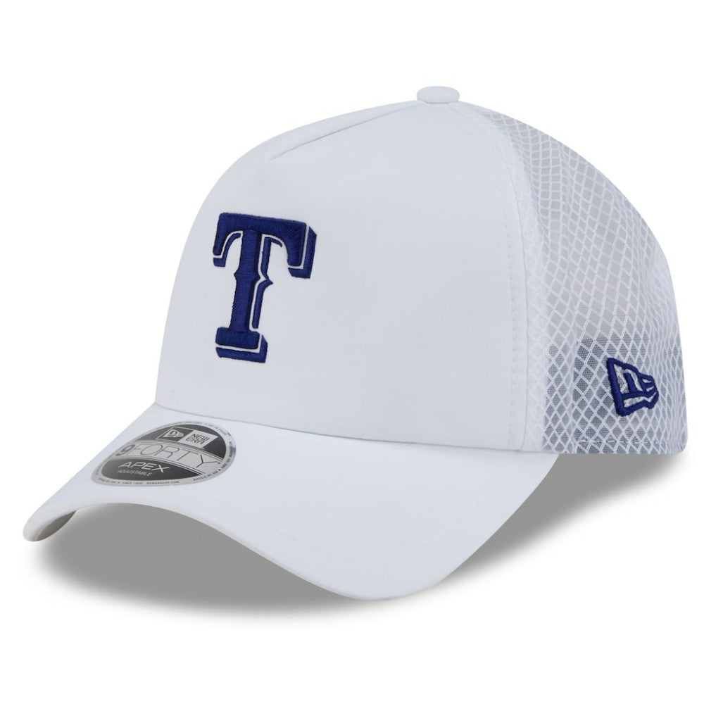 MLB Texas Rangers New Era 2026 Batting Practice Apex 9FORTY Adjustable Trucker Hat
