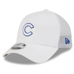 MLB Chicago Cubs New Era 2026 Batting Practice Apex 9FORTY Adjustable Trucker Hat