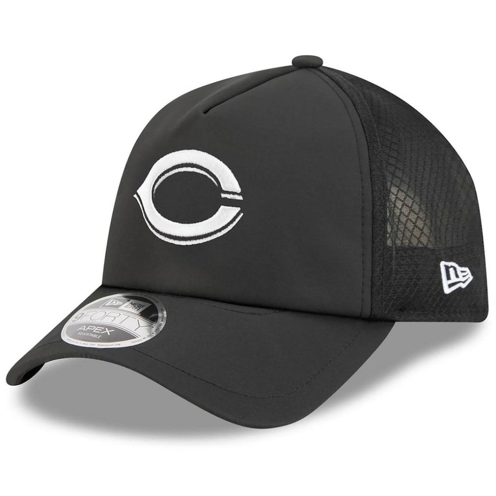 MLB Cincinnati Reds New Era 2026 Batting Practice Apex 9FORTY Adjustable Trucker Hat