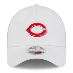 MLB Cincinnati Reds New Era 2026 Batting Practice Apex 9FORTY Adjustable Trucker Hat