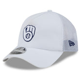 MLB Milwaukee Brewers New Era 2026 Batting Practice Apex 9FORTY Adjustable Trucker Hat