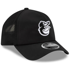 MLB Baltimore Orioles New Era 2026 Batting Practice Apex 9FORTY Adjustable Trucker Hat