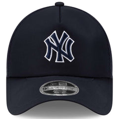 MLB New York Yankees New Era 2026 Batting Practice Apex 9FORTY Adjustable Trucker Hat