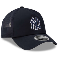 MLB New York Yankees New Era 2026 Batting Practice Apex 9FORTY Adjustable Trucker Hat