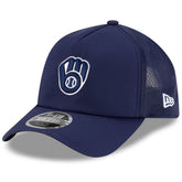 MLB Milwaukee Brewers New Era 2026 Batting Practice Apex 9FORTY Adjustable Trucker Hat