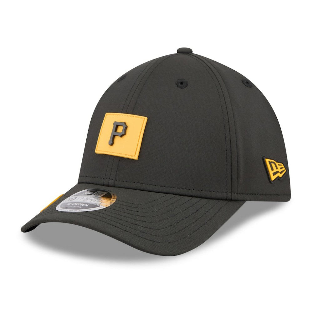 MLB Pittsburgh Pirates New Era 2026 Clubhouse M-Crown 39THIRTY Flex Hat