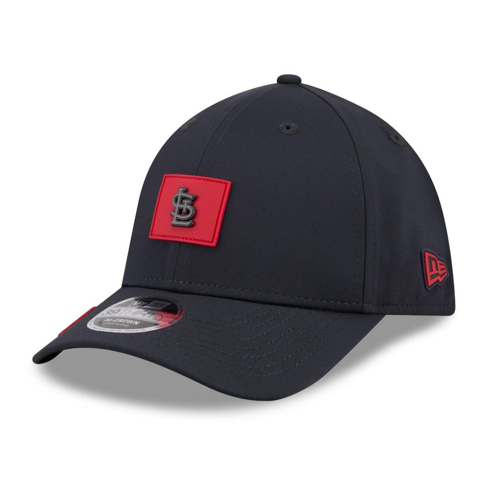 MLB St. Louis Cardinals New Era 2026 Clubhouse M-Crown 39THIRTY Flex Hat