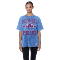 MLB Philadelphia Phillies New Era Women's Oversized Boyfriend T-Shirt