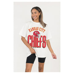 Gameday Couture Women's Oversized Classic Fierce Focus T-Shirt - Kansas City Chiefs