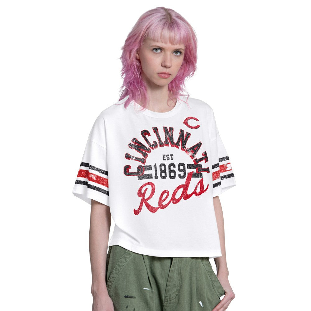 MLB Cincinnati Reds Starter Women's Cropped Hurry Up Offense T-Shirt