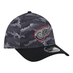 NHL Black Detroit Red Wings New Era Zero Dark 39THIRTY Flex Hat
