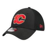 NHL Black Calgary Flames New Era Logo 39THIRTY Flex Hat
