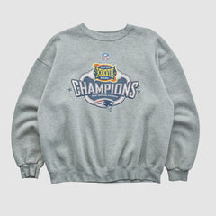 Super Bowl XXXVIII Lee Apparel 2004 Pullover Sweatshirt - New England Patriots