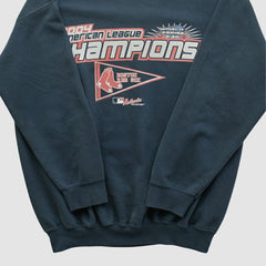 MLB Boston Red Sox 2004 Pullover Sweatshirt