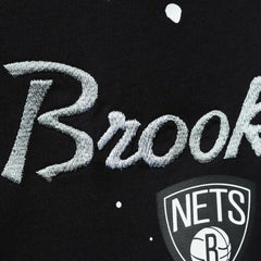 NBA Brooklyn Nets Women's Courtside Splatter Cropped T-Shirt