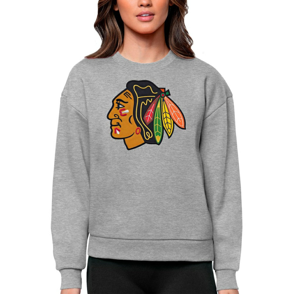 NHL Heather Gray Chicago Blackhawks Antigua Women's Team Logo Victory Crewneck Pullover Sweatshirt