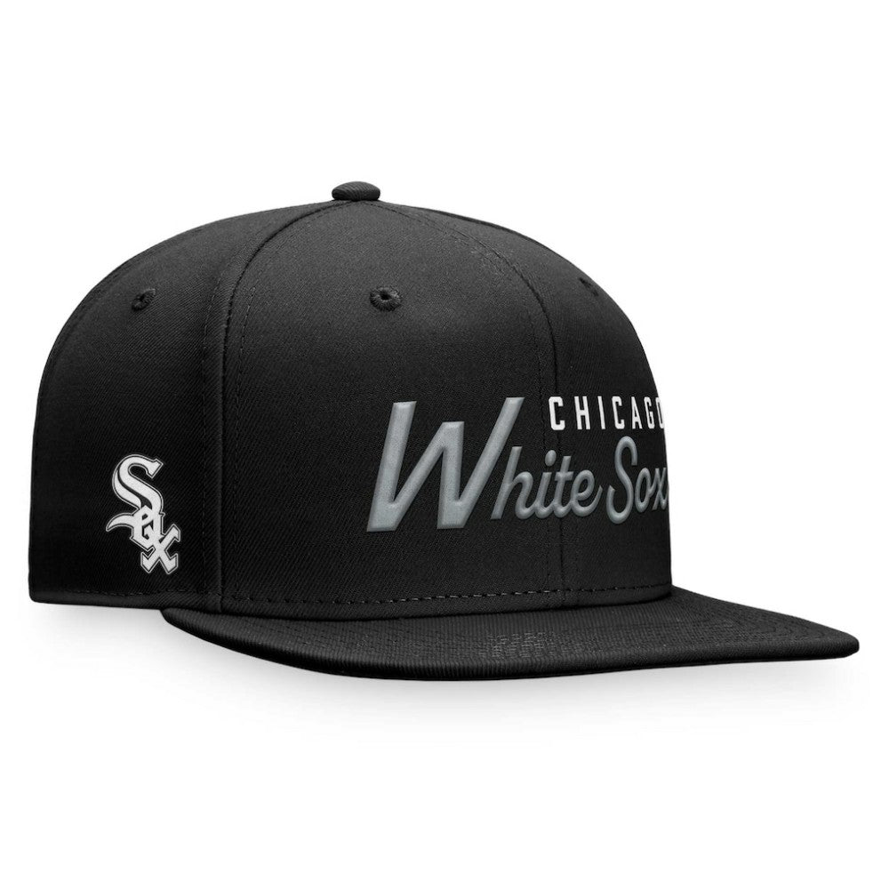 MLB Chicago White Sox Fanatics Script Snapback Hat