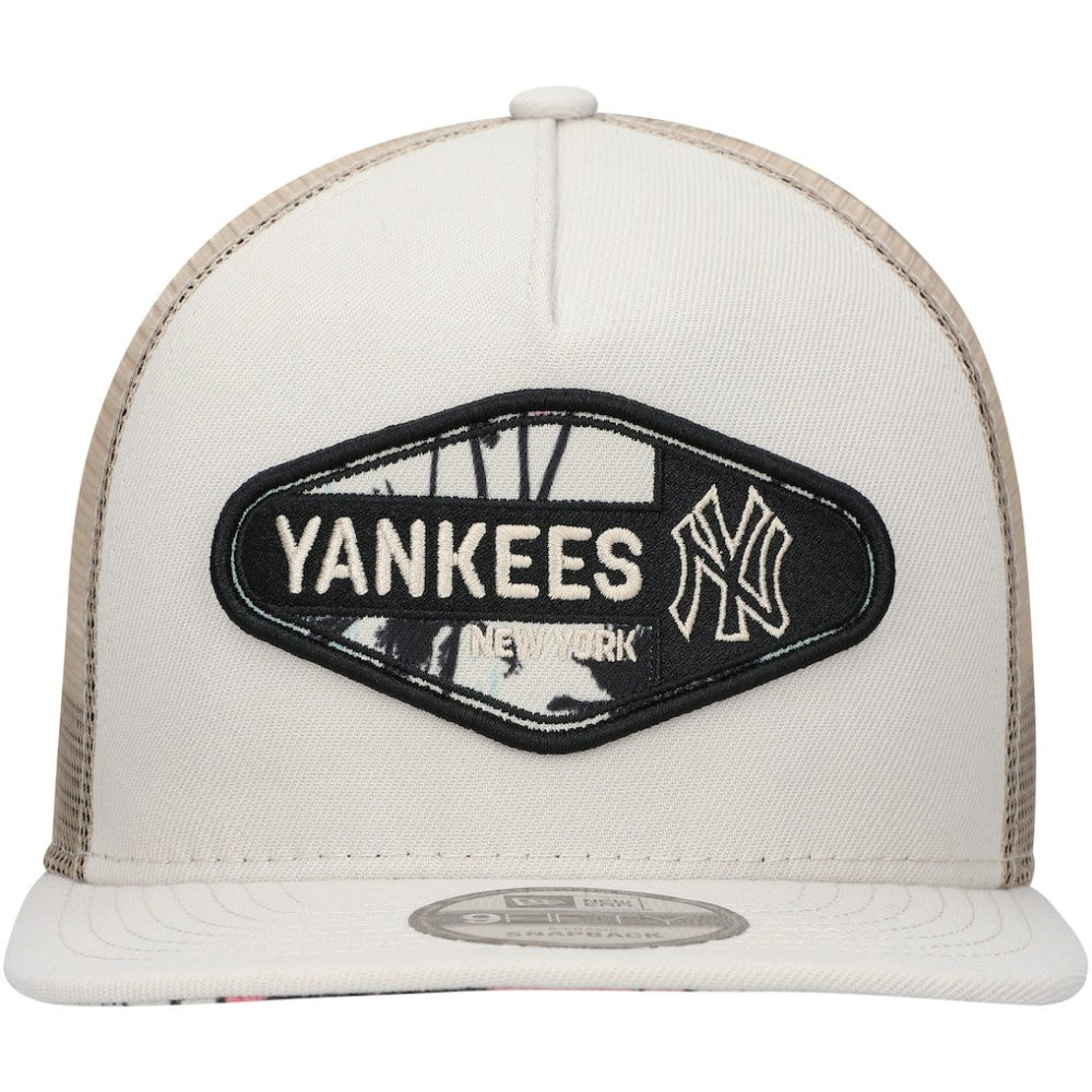 MLB New York Yankees New Era Retro Beachin' Patch A-Frame Trucker 9FIFTY Snapback Hat