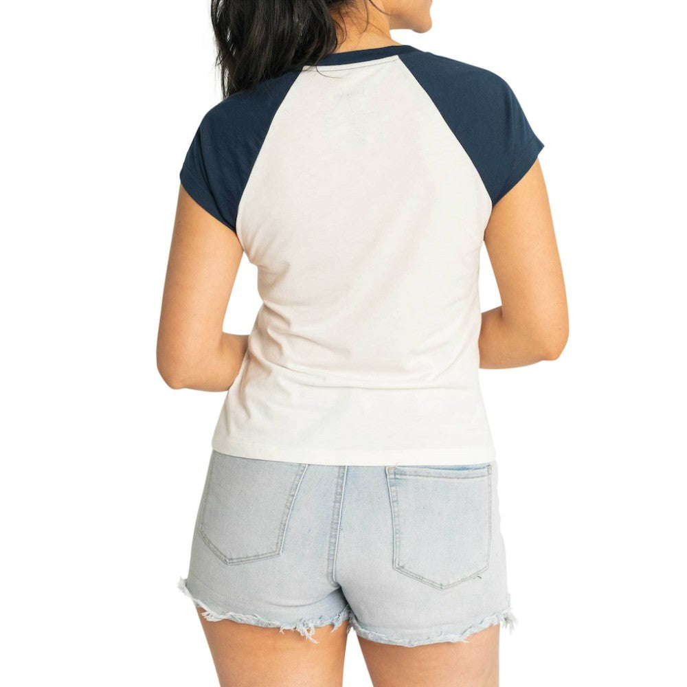 MLB Atlanta Braves Lusso Women's Nikki Raglan T-Shirt