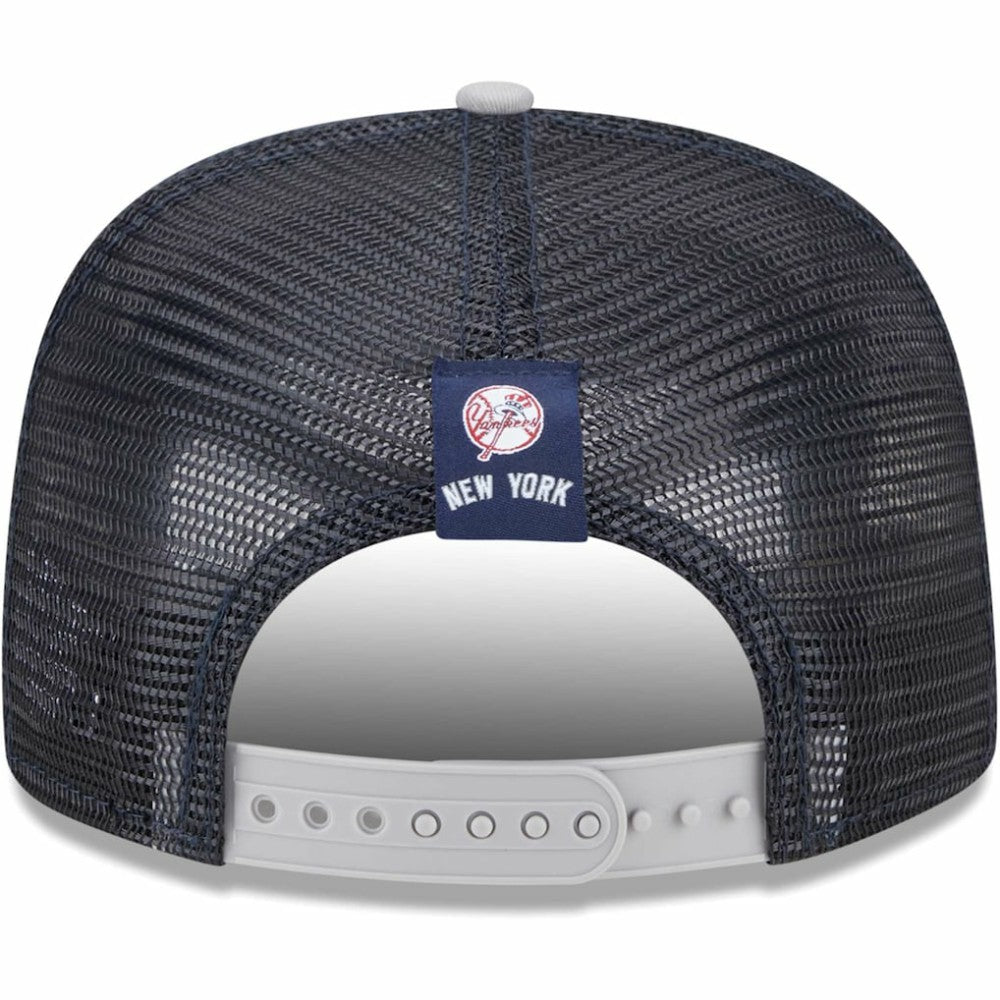MLB New York Yankees New Era Speed Golfer Trucker Snapback Hat