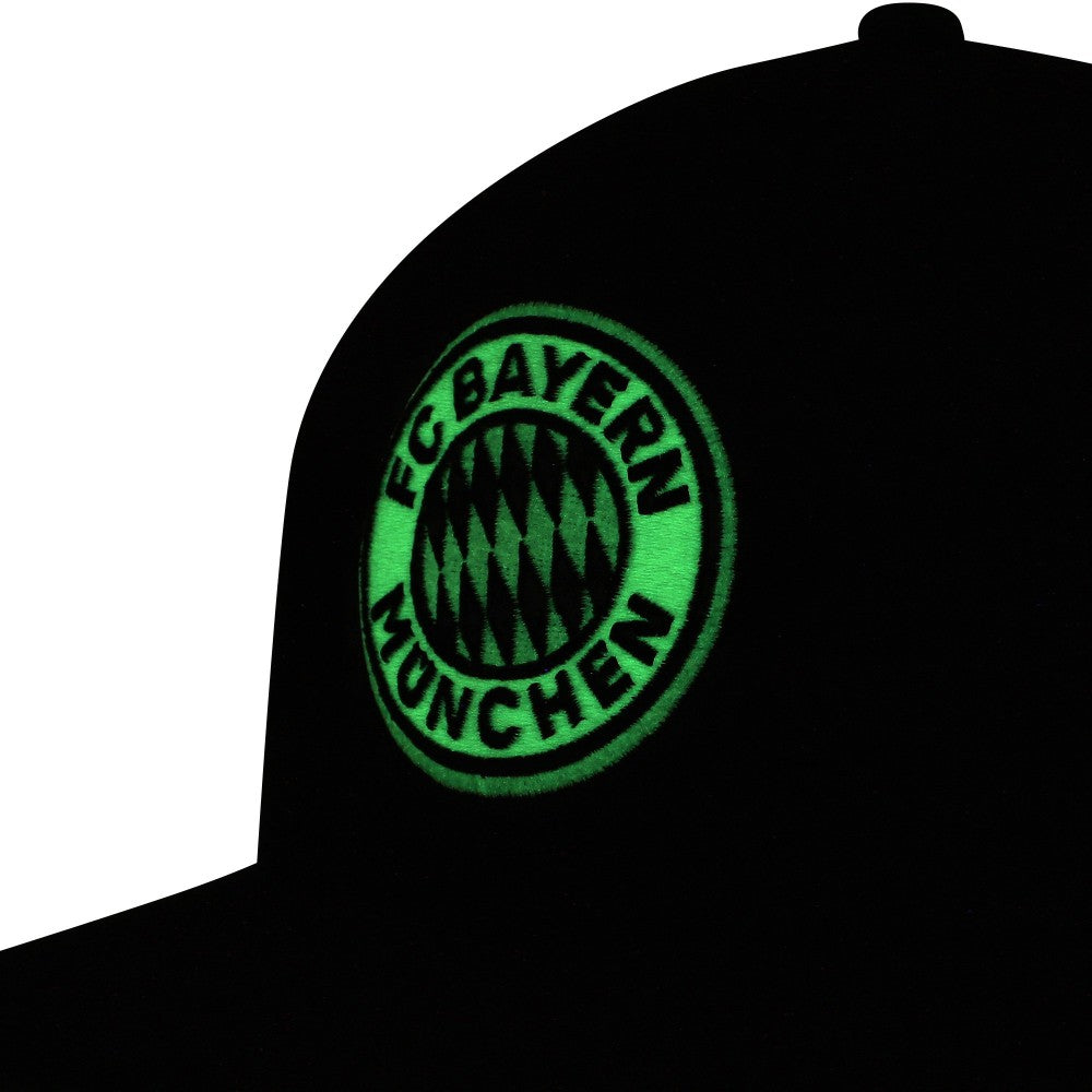 Bayern Munich America's Game Snapback Hat -  Scarlet