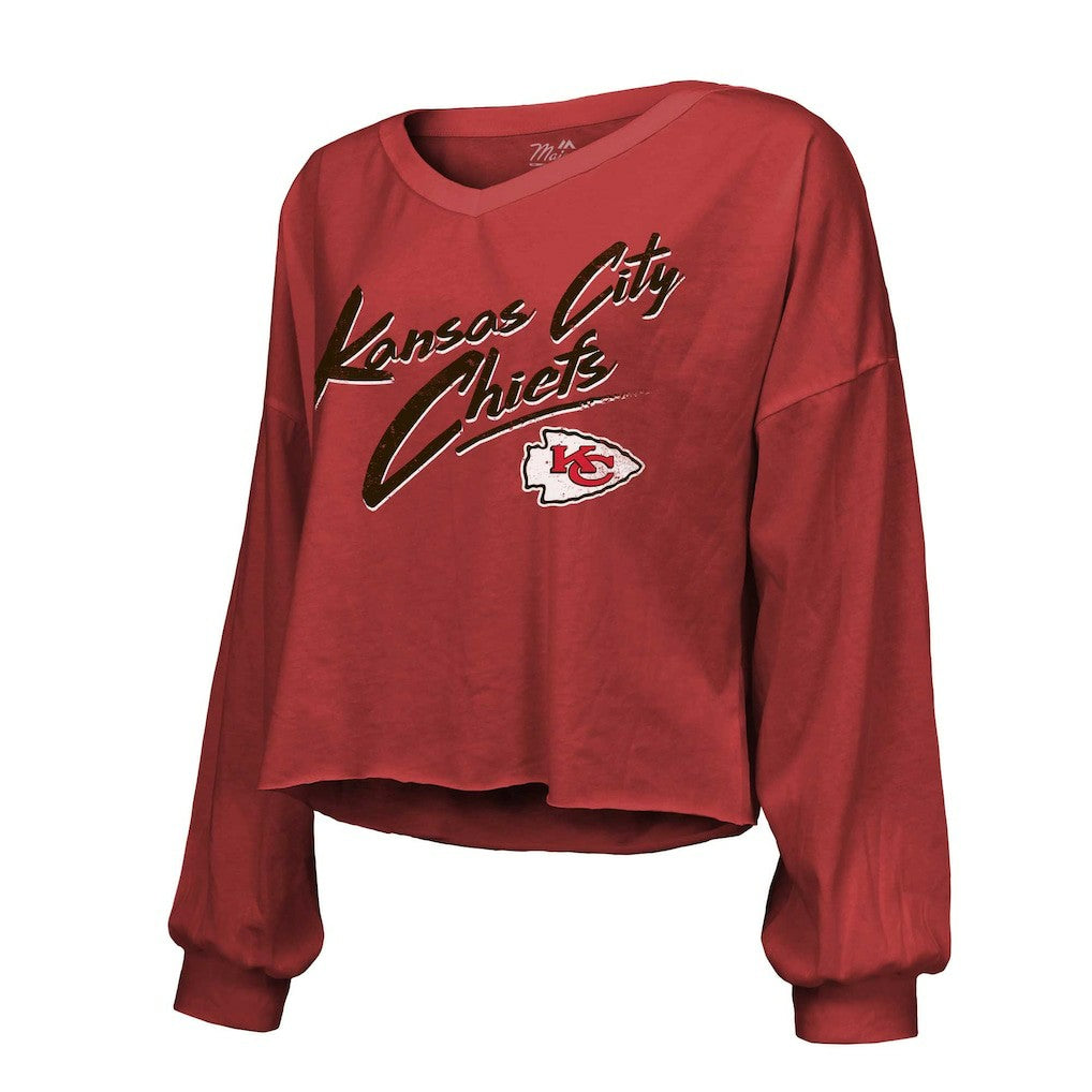 Patrick Mahomes  Majestic Threads Women's Name & Number Off-Shoulder Script Cropped Long Sleeve Relaxed V-Neck T-Shirt - Kansas City Chiefs