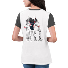 G-III 4Her by Carl Banks Women's Fashion Illustration T-Shirt - New England Patriots